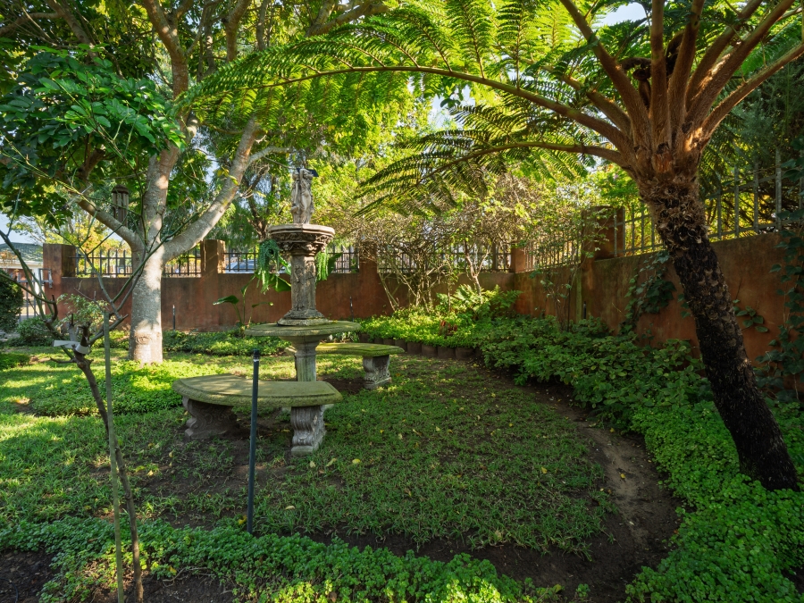 4 Bedroom Property for Sale in Groenvallei Western Cape